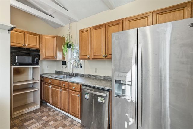 118 Nobles Ln, Carrick, PA 15210