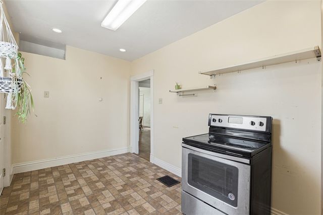 118 Nobles Ln, Carrick, PA 15210