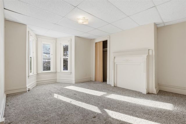 118 Nobles Ln, Carrick, PA 15210