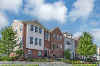 7 Bethel Lane, Schaumburg, IL 60194