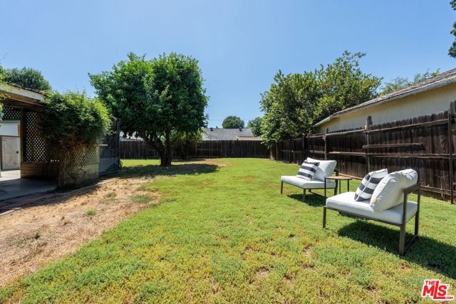 7535 Etiwanda Avenue, Los Angeles, CA 91335
