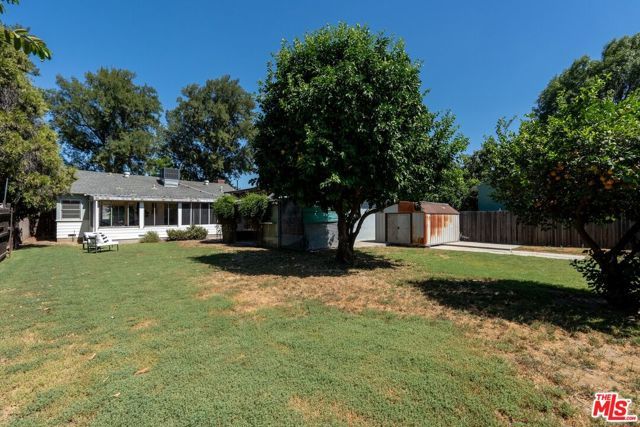 7535 Etiwanda Avenue, Los Angeles, CA 91335