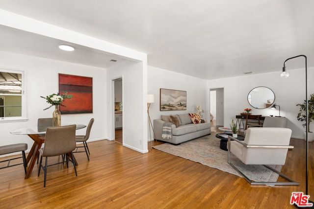 7535 Etiwanda Avenue, Los Angeles, CA 91335