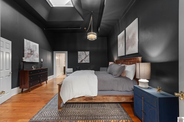 108 Maiden Alley, Paducah, KY 42001