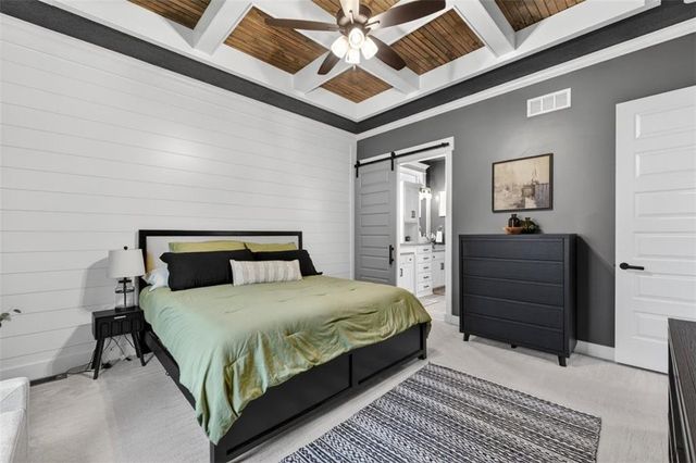 227 SW Eagles Ridge Drive, Blue Springs, MO 64014