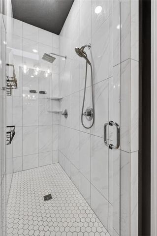 227 SW Eagles Ridge Drive, Blue Springs, MO 64014