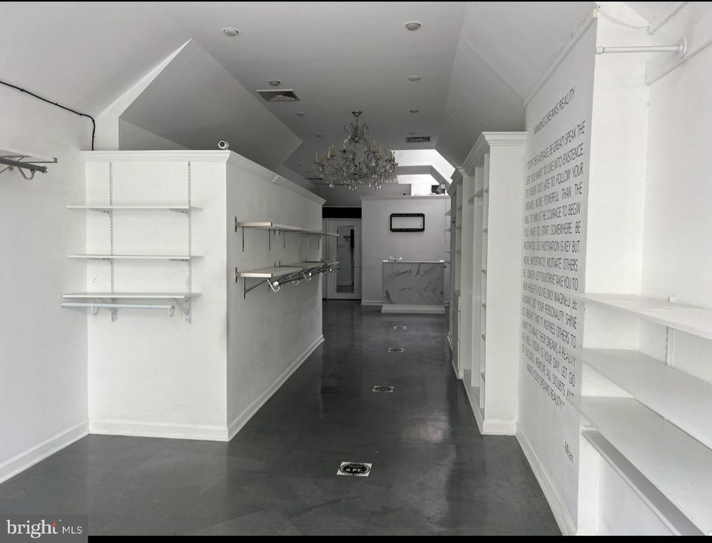 1509 SPRING GARDEN STREET, Philadelphia, PA 19130