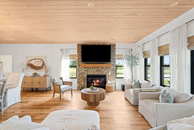 116 Lakeview Terrace, Lynn Haven, FL 32444