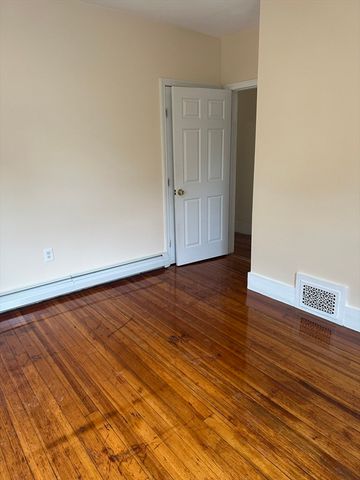 16 Mason Street 3, Salem, MA 01970