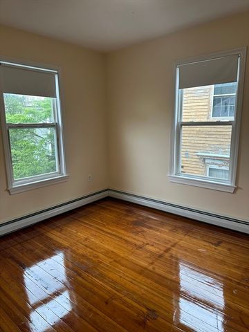 16 Mason Street 3, Salem, MA 01970