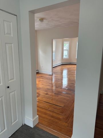 16 Mason Street 3, Salem, MA 01970