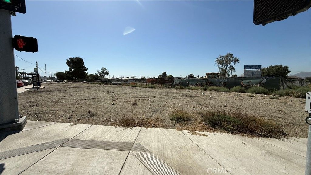 0 Arrow, Fontana, CA 92335