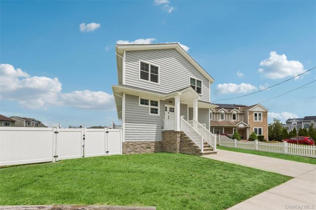 169 Mott Street, Oceanside, NY 11572