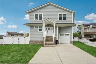 169 Mott Street, Oceanside, NY 11572