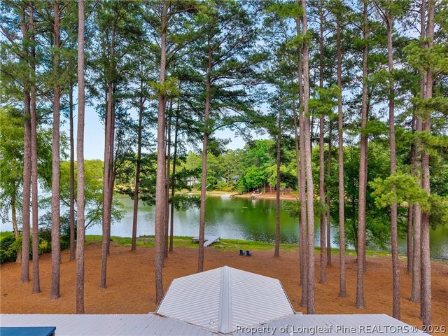 172 Pine Ridge Drive, Whispering Pines, NC 28327