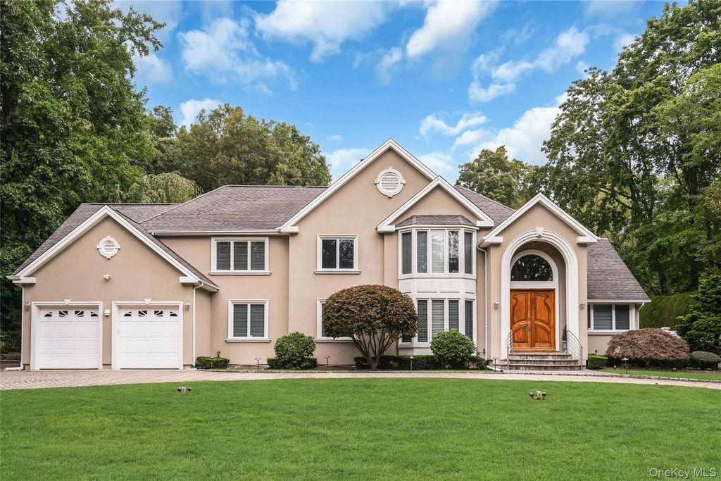 25 Oriole Way, Dix Hills, NY 11746 — photo 2