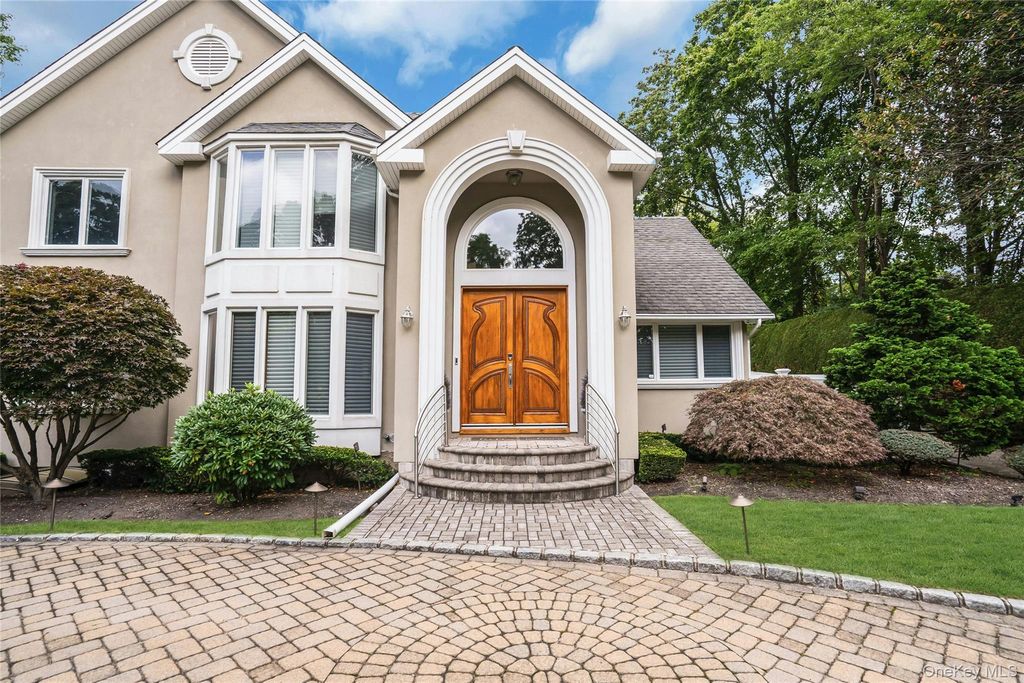 25 Oriole Way, Dix Hills, NY 11746 — photo 4