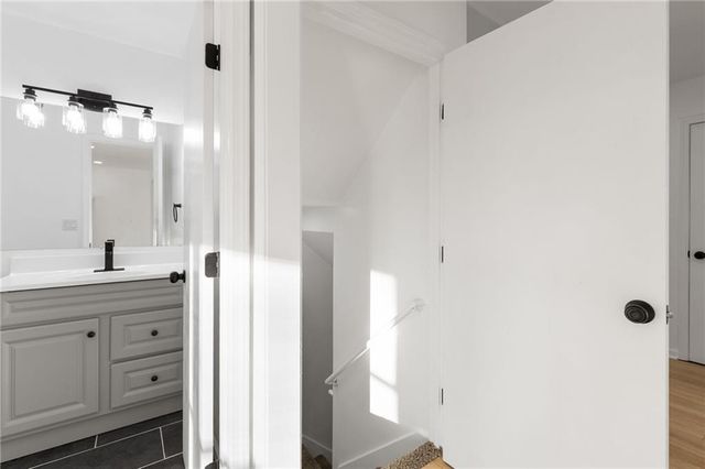 7014 N Brookside Road, Pleasant Valley, MO 64068