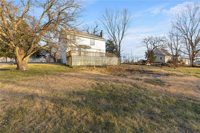 7014 N Brookside Road, Pleasant Valley, MO 64068