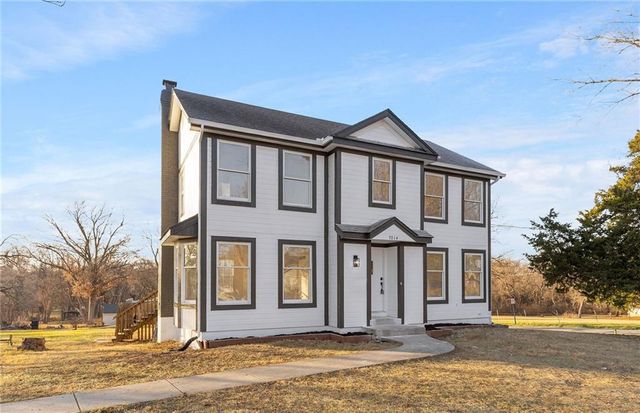 7014 N Brookside Road, Pleasant Valley, MO 64068