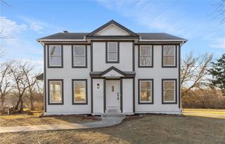 7014 N Brookside Road, Pleasant Valley, MO 64068