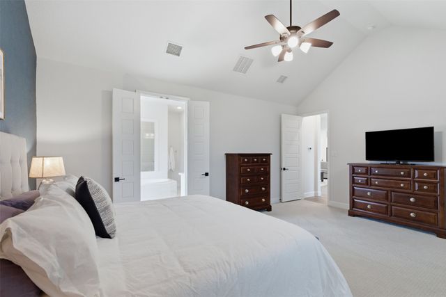 192 Shoreview Drive, Rhome, TX 76078