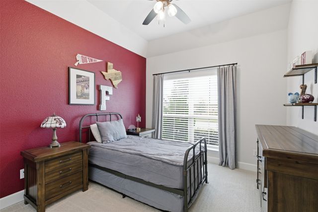 192 Shoreview Drive, Rhome, TX 76078