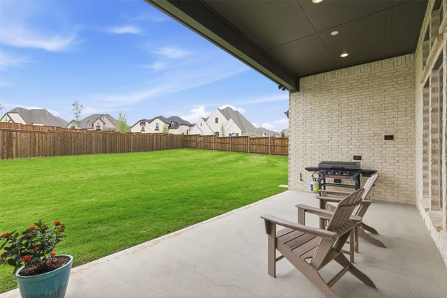 192 Shoreview Drive, Rhome, TX 76078