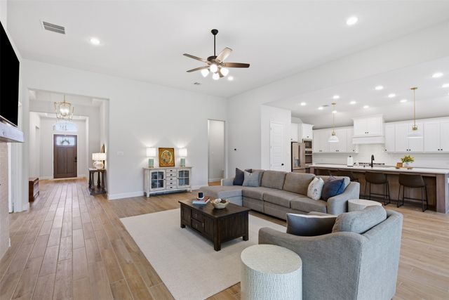 192 Shoreview Drive, Rhome, TX 76078
