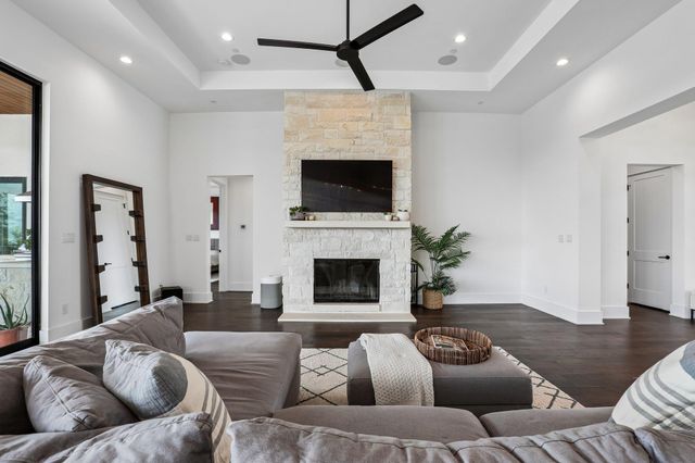7309 Davenport Divide RD, Austin, TX 78738