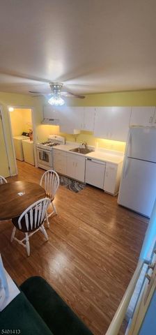 3822 Bloomingdale Dr, Hillsborough Twp., NJ 08844