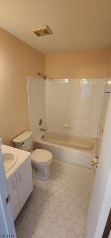 3822 Bloomingdale Dr, Hillsborough Twp., NJ 08844