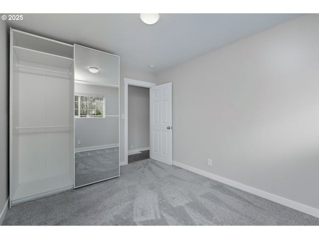 12373 Se 122ND Ave, Happy Valley, OR 97086