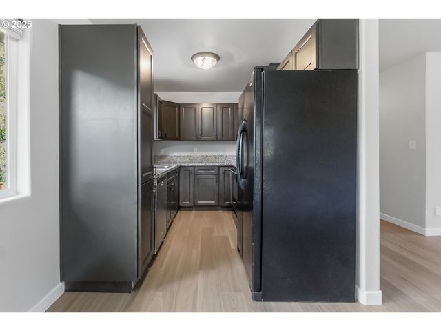 12373 Se 122ND Ave, Happy Valley, OR 97086