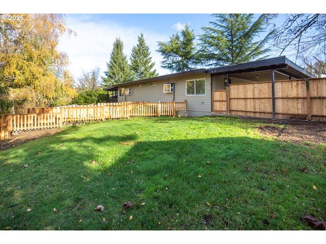 12373 Se 122ND Ave, Happy Valley, OR 97086