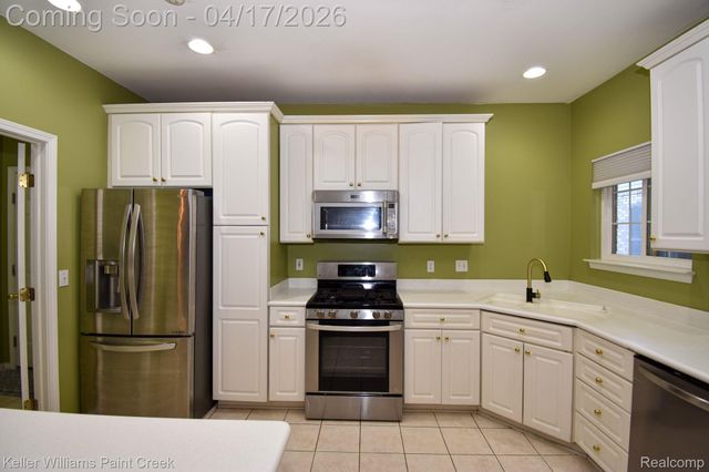 41687 Glade Road, Canton Charter Township, MI 48187