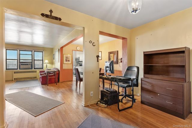 2 Fisher Drive 603, Mount Vernon, NY 10552