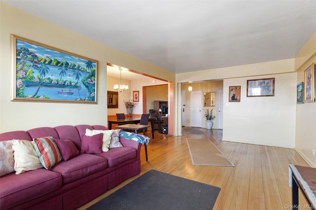2 Fisher Drive 603, Mount Vernon, NY 10552