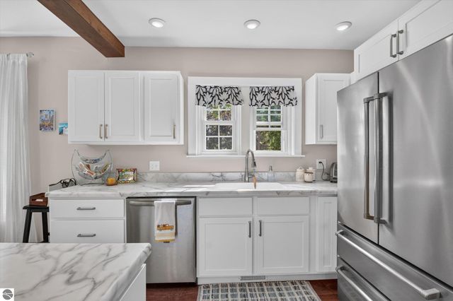 501 Woodworth Avenue, Alma, MI 48801