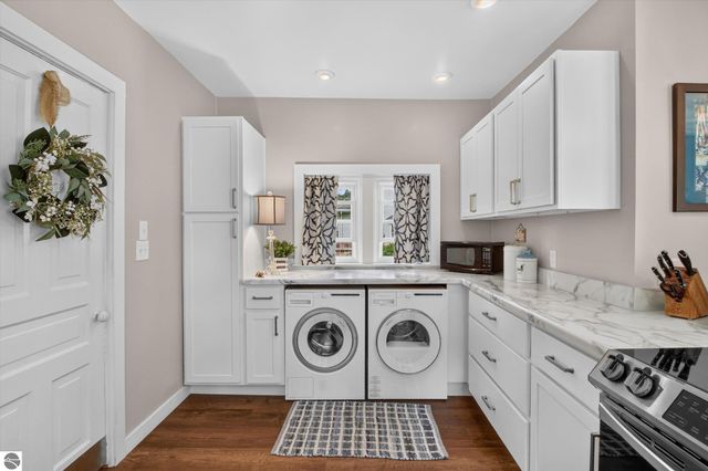 501 Woodworth Avenue, Alma, MI 48801