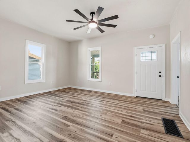 1224 Stewart AVE, Roanoke, VA 24013