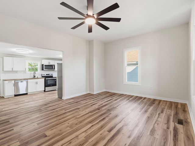 1224 Stewart AVE, Roanoke, VA 24013