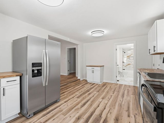 1224 Stewart AVE, Roanoke, VA 24013