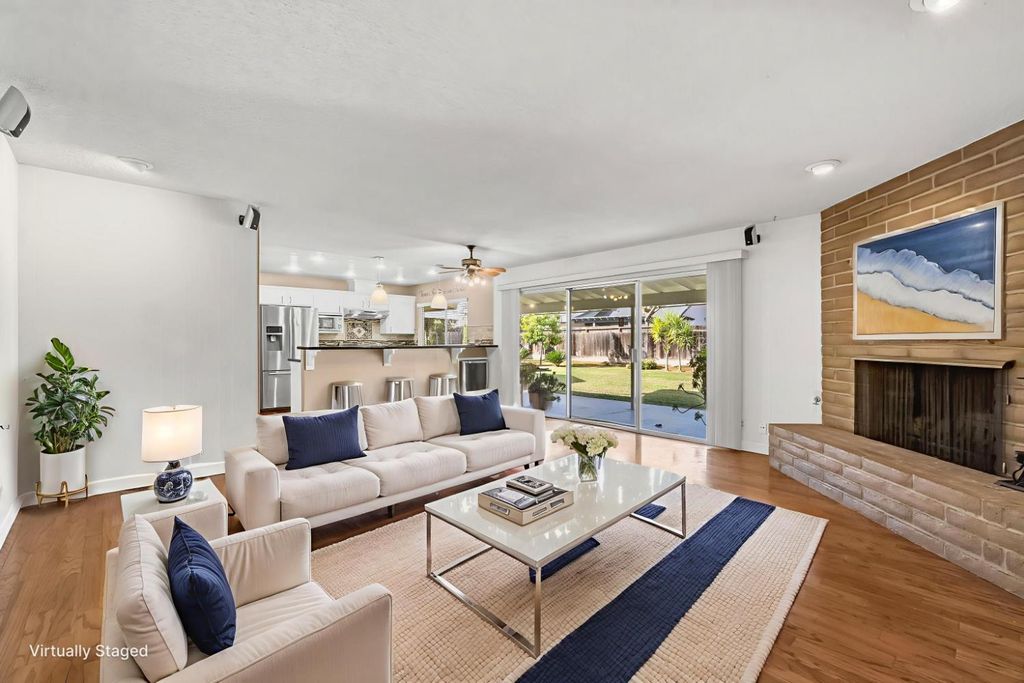 Image 12 of property listing at 6067 N Teilman Avenue, Fresno, CA 93711