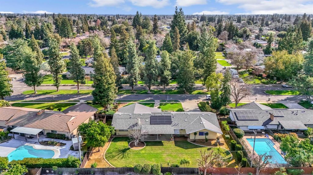 Image 35 of property listing at 6067 N Teilman Avenue, Fresno, CA 93711