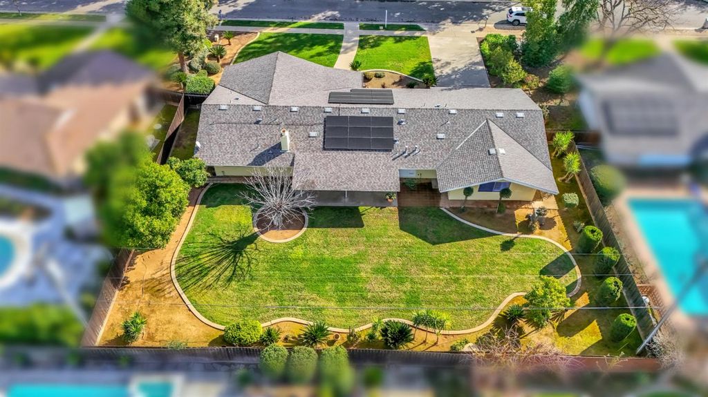 Image 36 of property listing at 6067 N Teilman Avenue, Fresno, CA 93711