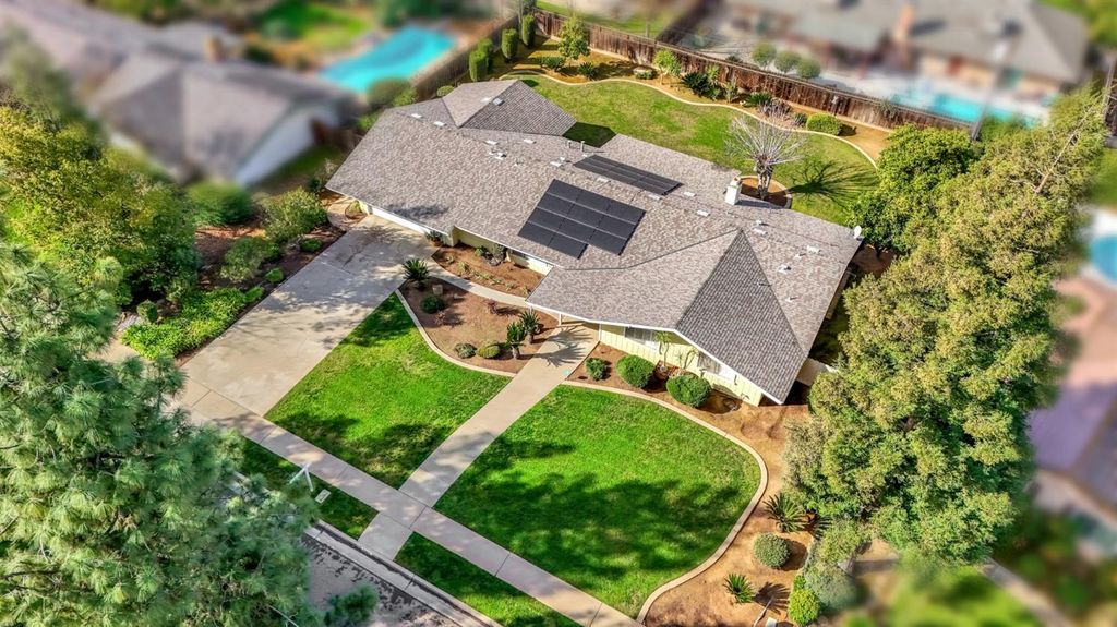 Image 39 of property listing at 6067 N Teilman Avenue, Fresno, CA 93711