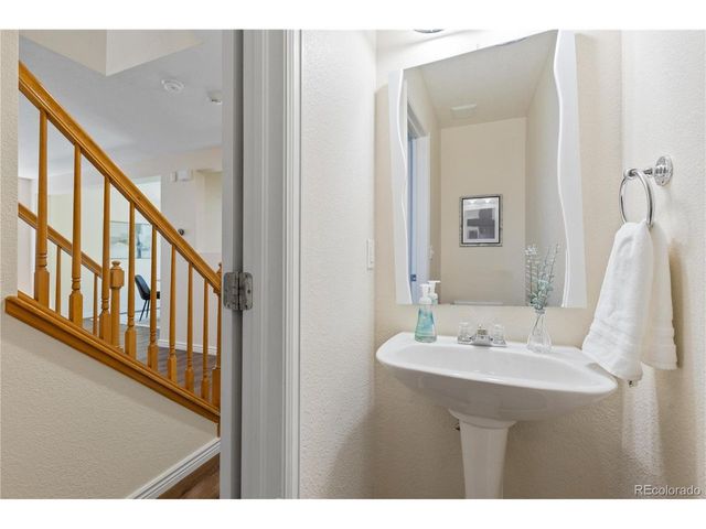 3601 E 94th Ave, Thornton, CO 80229