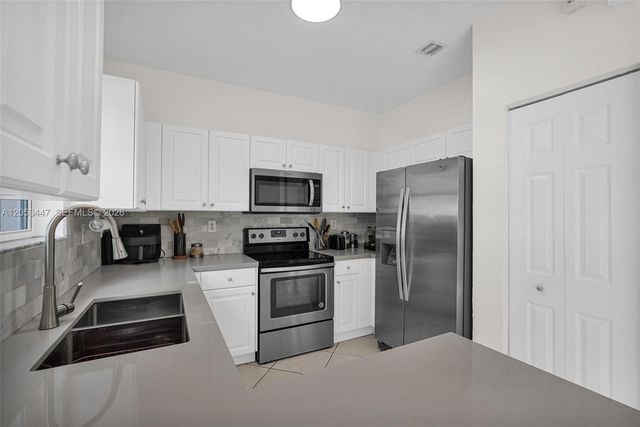 22019 SW 92nd Place, Cutler Bay, FL 33190