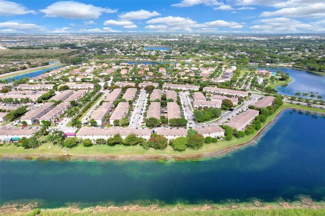 22019 SW 92nd Place, Cutler Bay, FL 33190